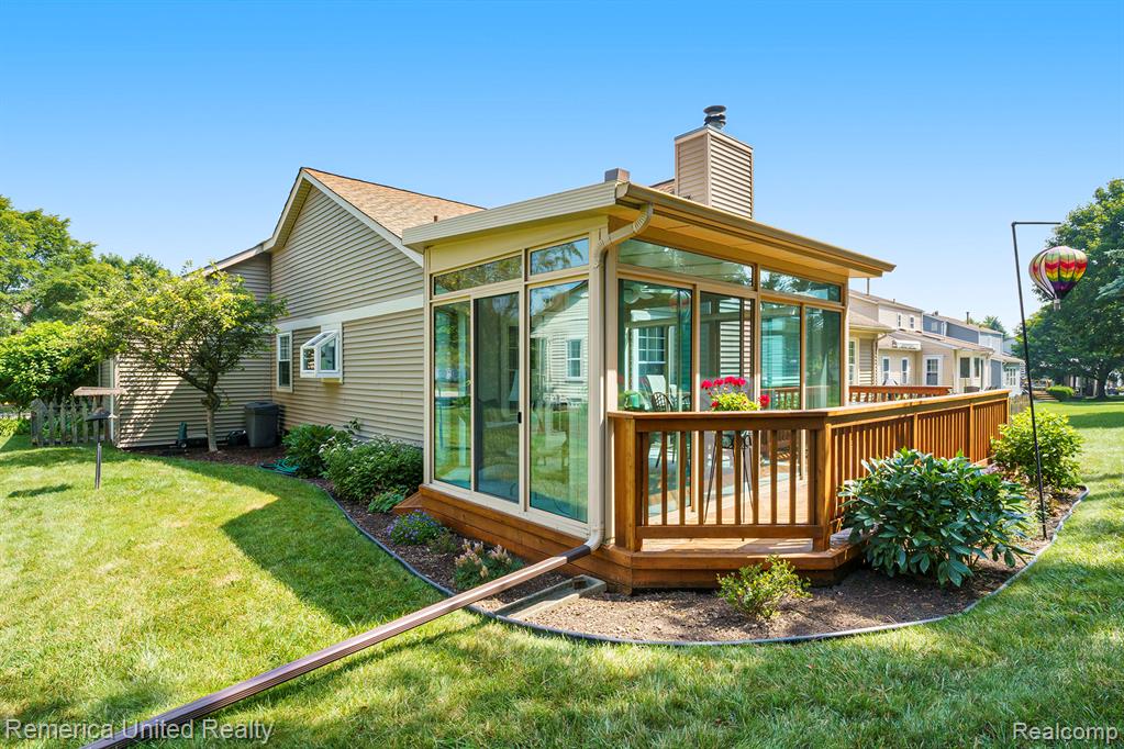 44783 Yorkshire Drive, Novi, MI — Photo 6