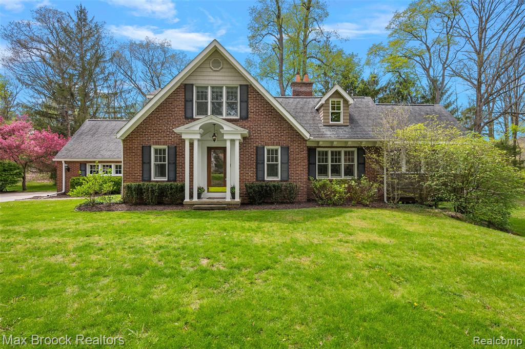 3900 S Ellamae Road, Oakland, MI — front exterior