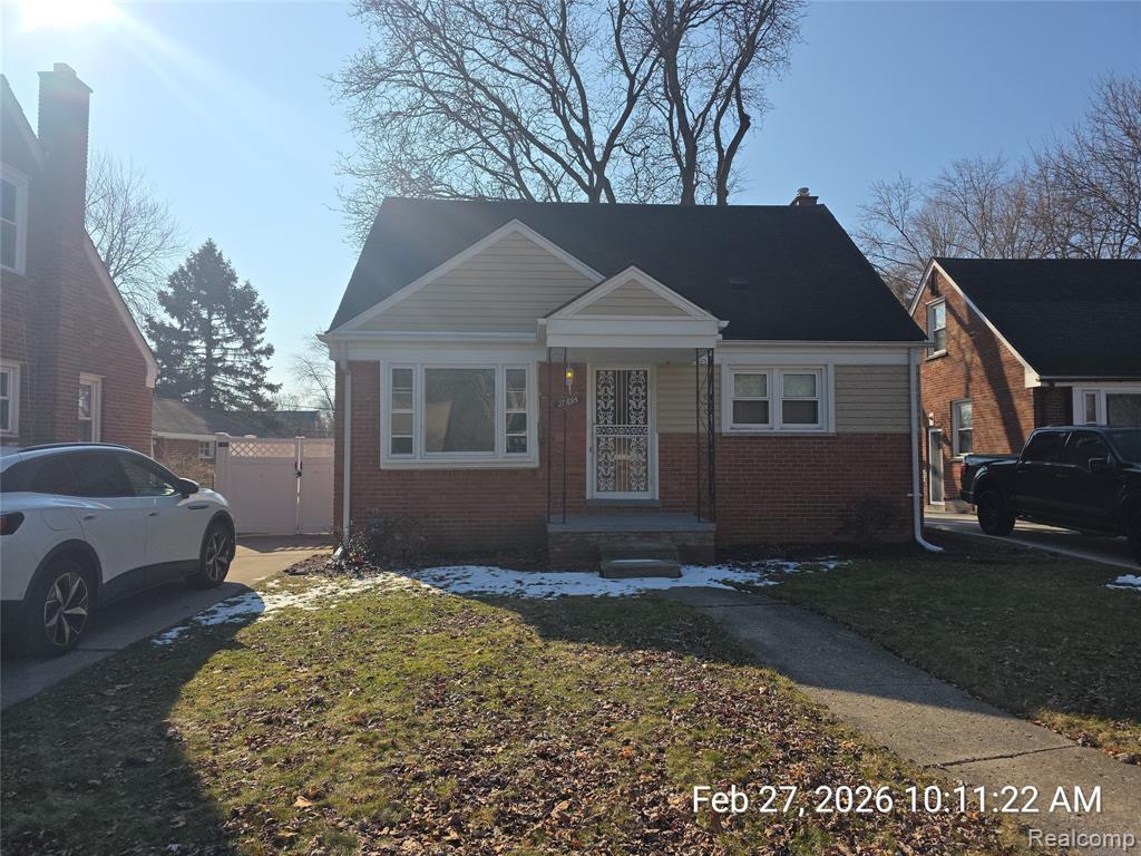 25695 Orchard Drive, Dearborn Heights, MI 48125 — Photo 22