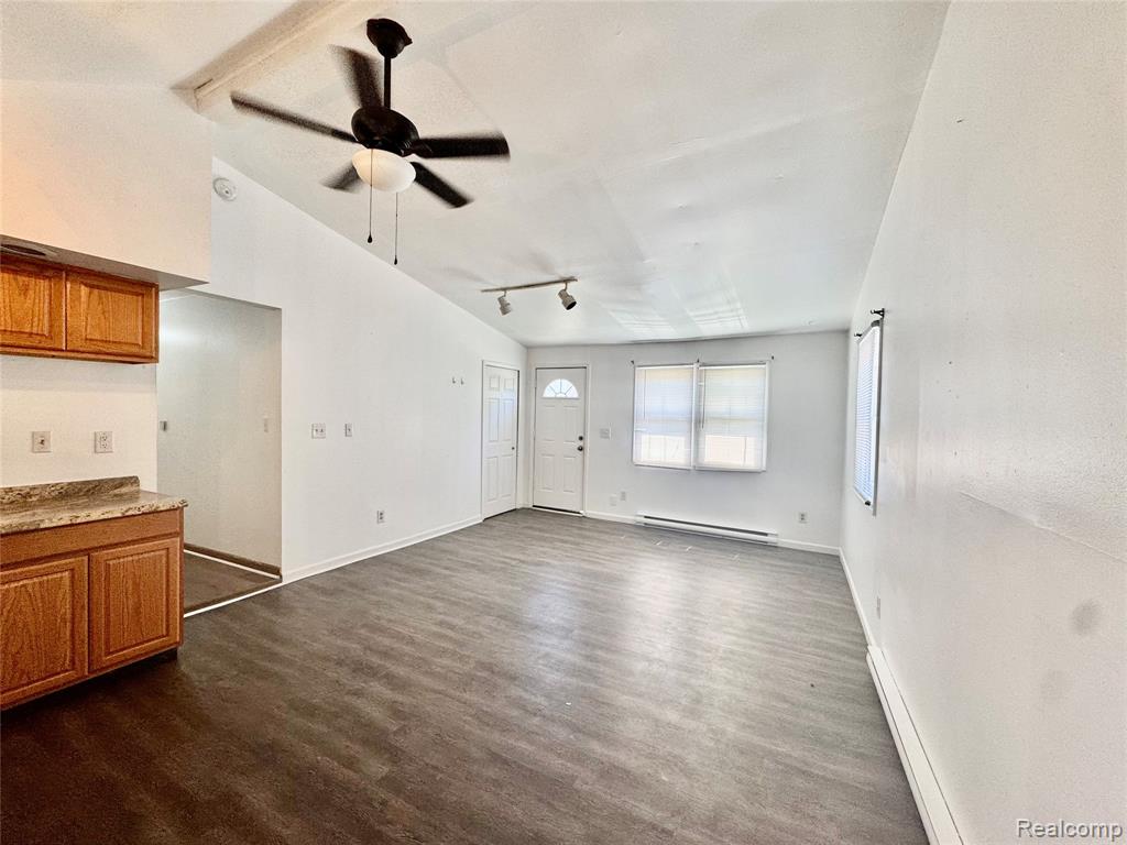 219 N Prospect Road, Ypsilanti, MI 48198 — Photo 4