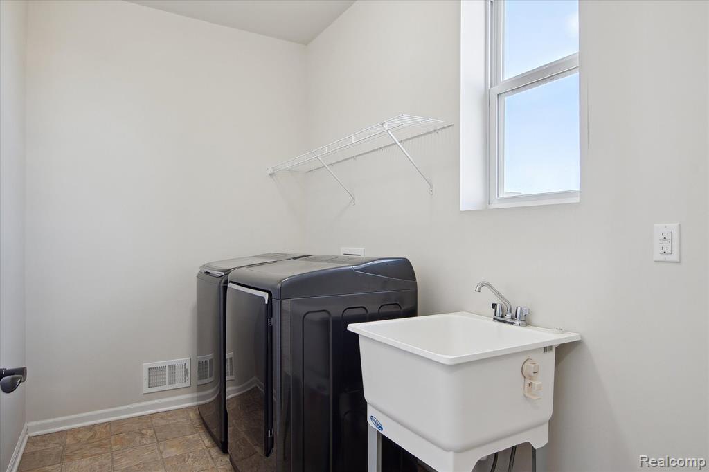 50523 SOUTHFORD Road, Canton, MI 48187 — Photo 43