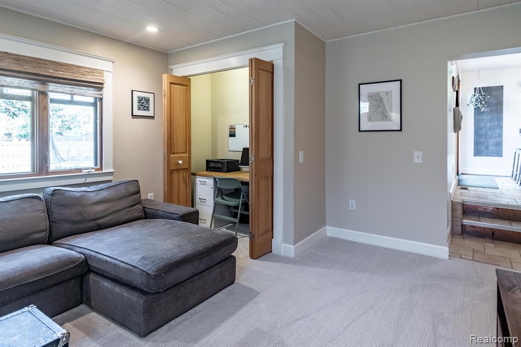 1335 KENSINGTON Drive, Ann Arbor, MI 48104 — Photo 20