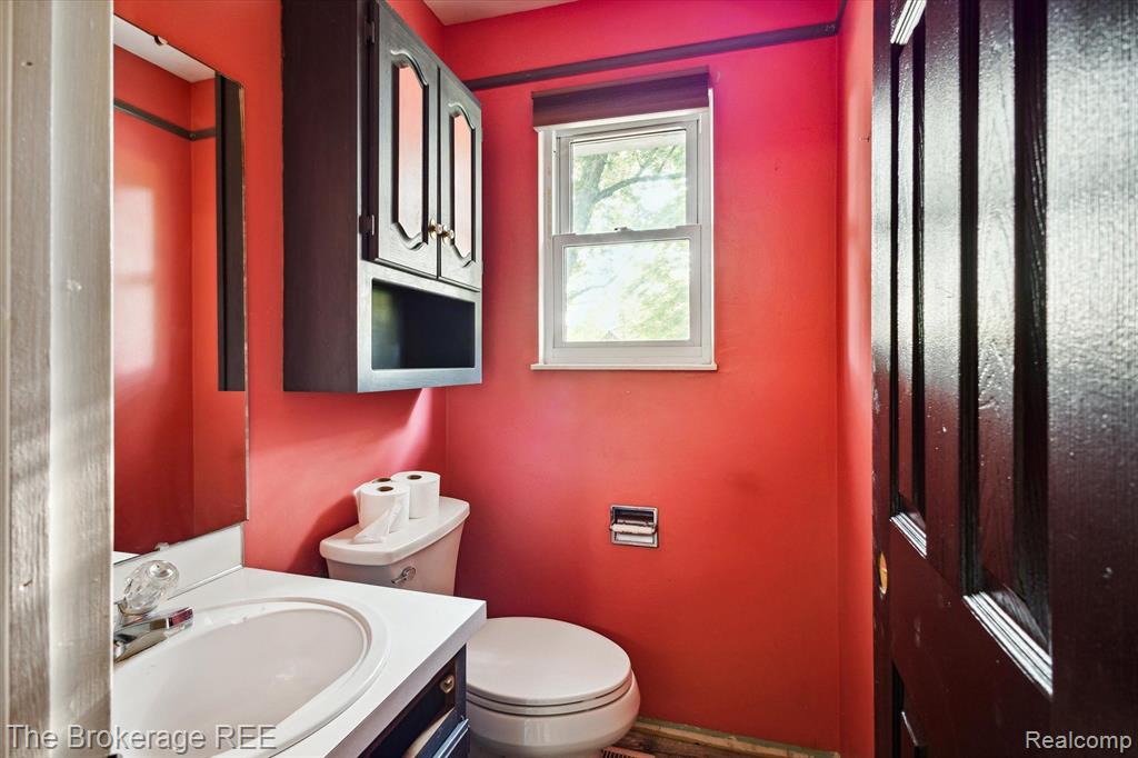 7092 FAIRGROVE Drive, Swartz Creek, MI 48473 — Photo 27