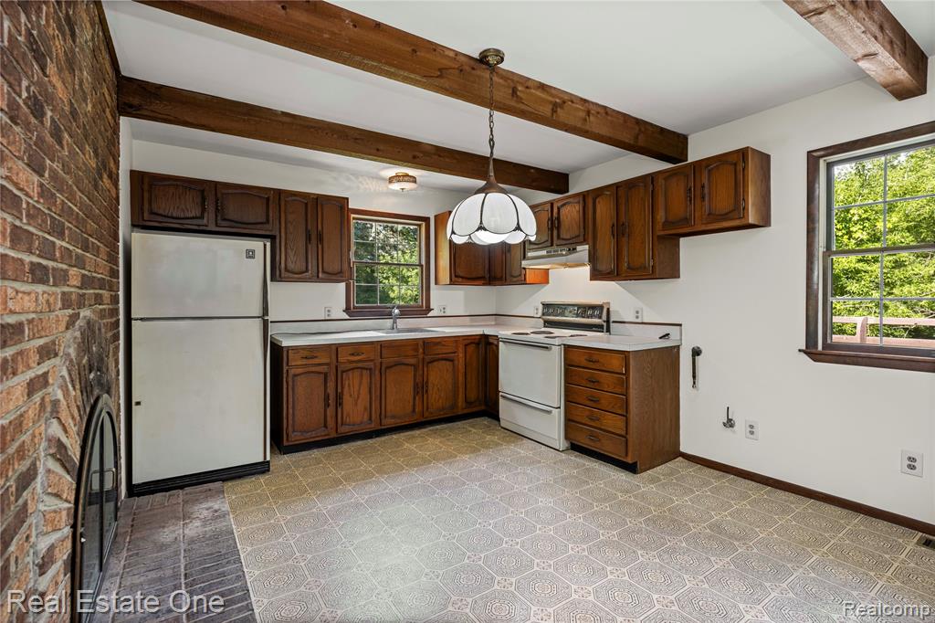 17240 Garvey, Chelsea, MI 48118 — Photo 5
