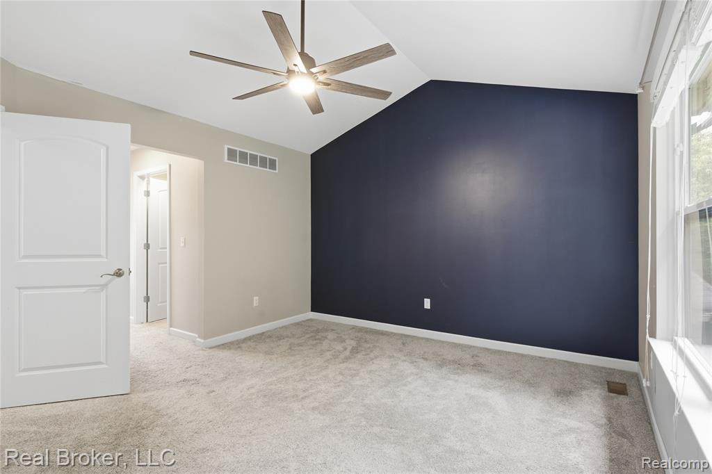 26978 Maxwell Court, Novi, MI — Photo 18