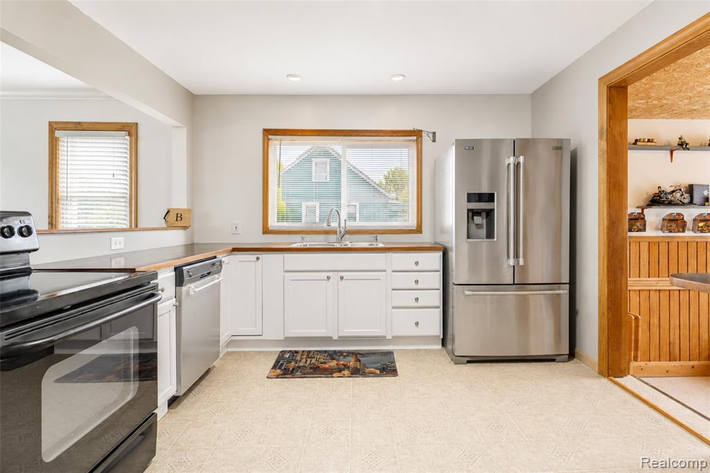 6041 Gilman Street, Garden City, MI — Photo 13
