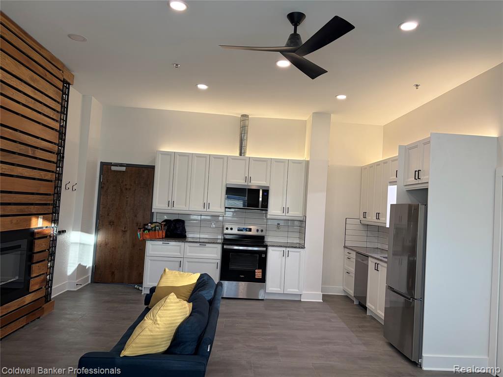785 FOREST C#8 Street, Wyandotte, MI 48192 — Photo 9