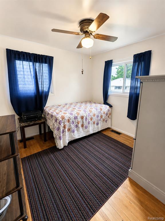 70 Devonshire Street, Ypsilanti, MI 48198 — Photo 8