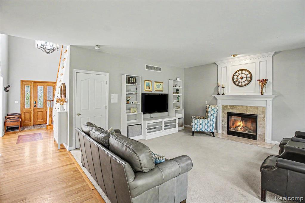 9367 Wildflower Way, Davisburg, MI 48350 — Photo 9