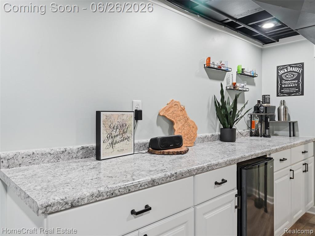 9338 FLORIDA Street, Livonia, MI 48150 — Photo 24