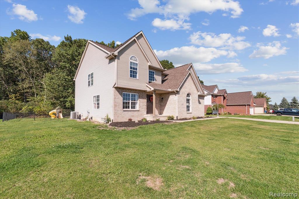 5437 Mustang Drive, Newport, MI 48166 — Photo 2
