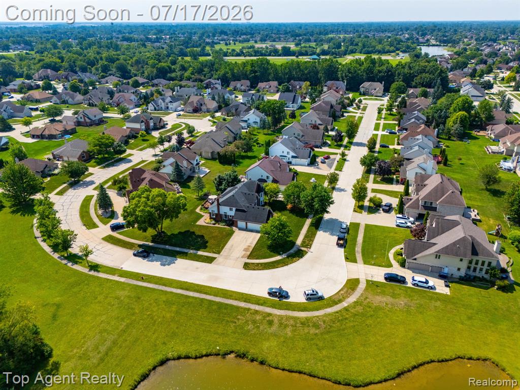 42316 Locklin Drive, Sterling Heights, MI 48314 — Photo 61