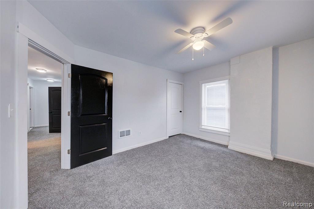 700 W Euclid Street, Detroit, MI 48202 — Photo 17