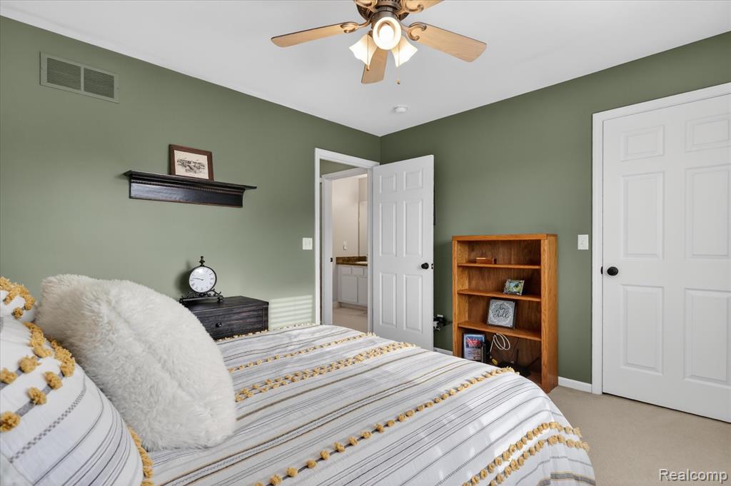 3226 Estate View Court, Commerce Twp, MI 48382 — Photo 33