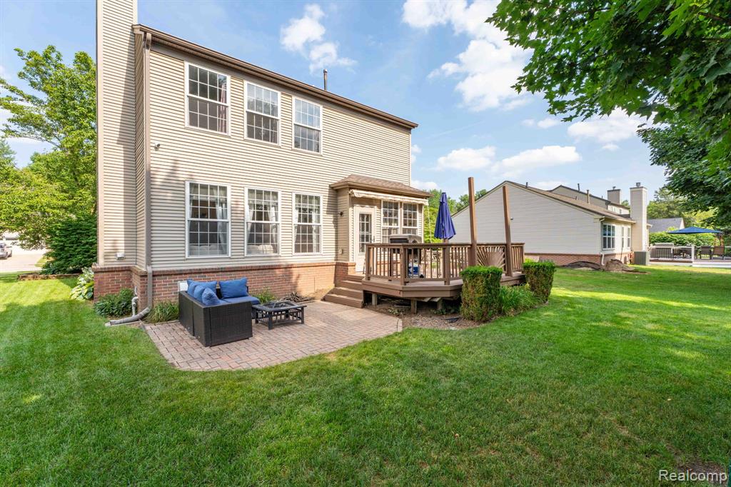 8155 Parkside Drive, Westland, MI — Photo 54