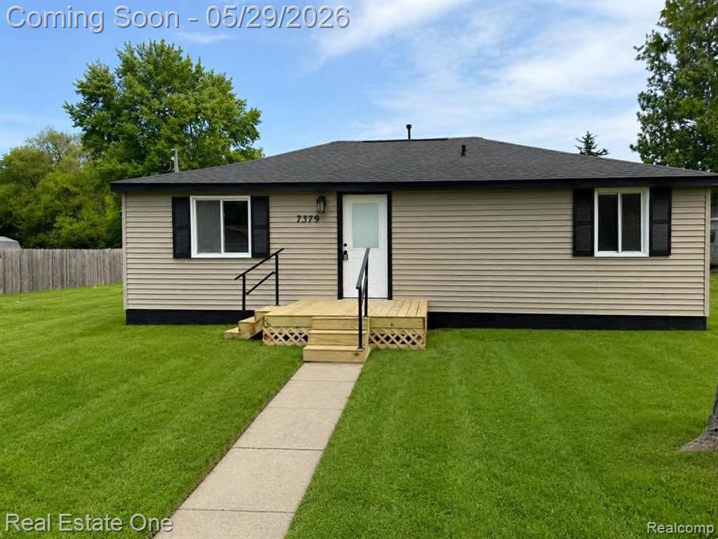 7379 Lawrence Street, Grand Blanc, MI 48439 — Photo 13