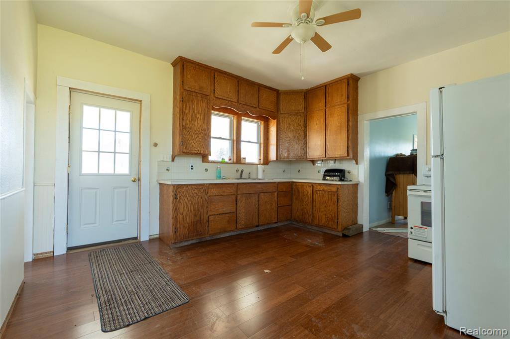 850 M-55, Tawas City, MI 48763 — Photo 19