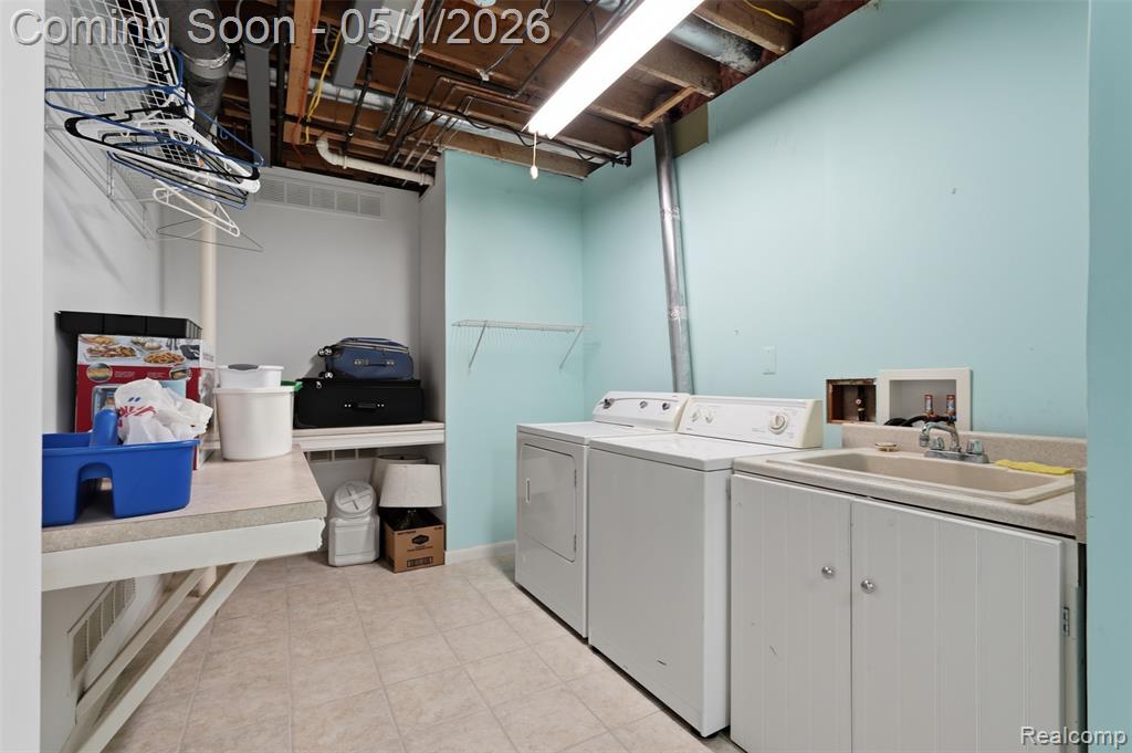 9028 Green Hickory Lane, Fenton, MI 48430 — Photo 38