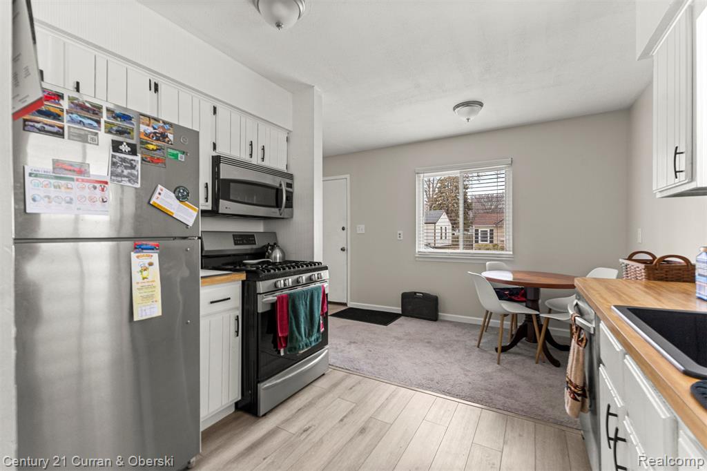 27423 Groveland Street, Madison Heights, MI 48071 — Photo 15