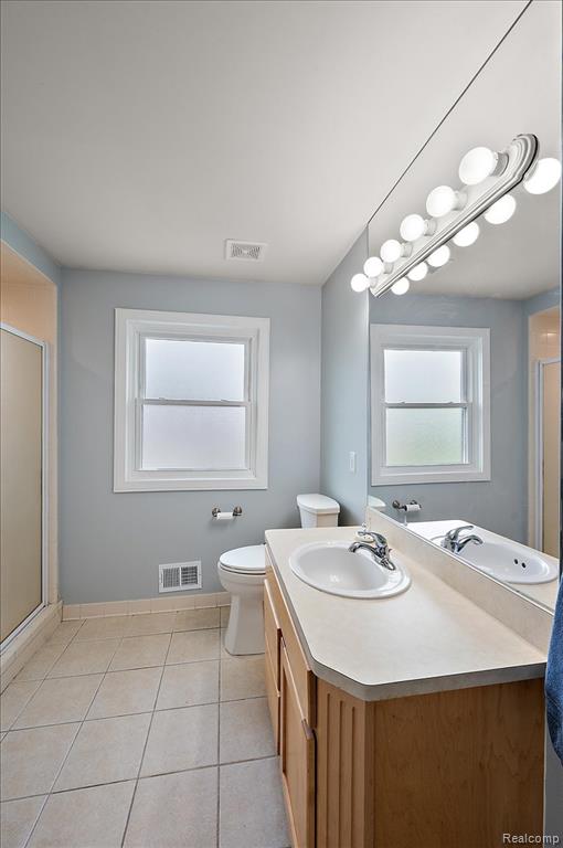 48037 Lafayette Drive, Macomb, MI 48044 — Photo 34