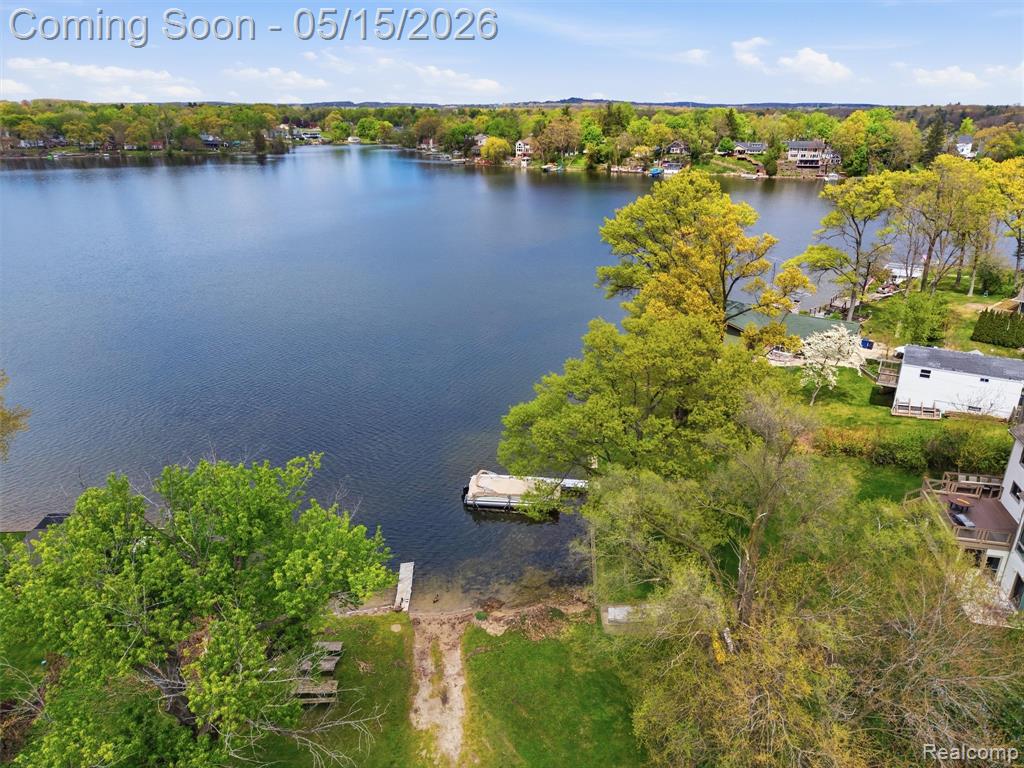 4241 Island Park Drive, Waterford, MI 48329 — Photo 47