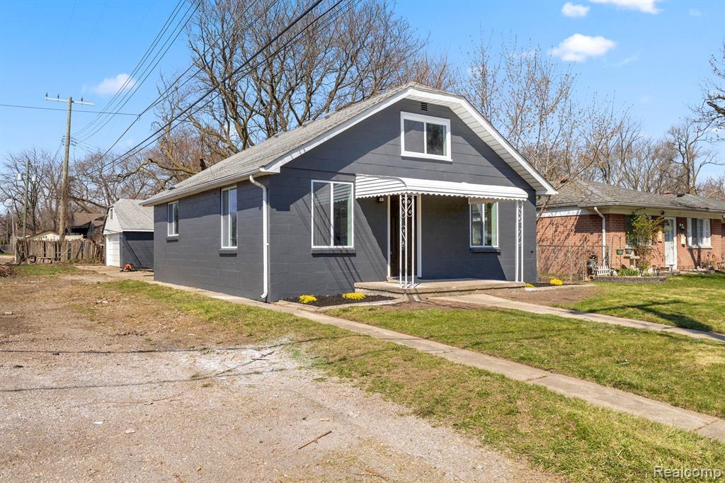 5692 JACKSON Street, Dearborn Heights, MI 48125 — Photo 33