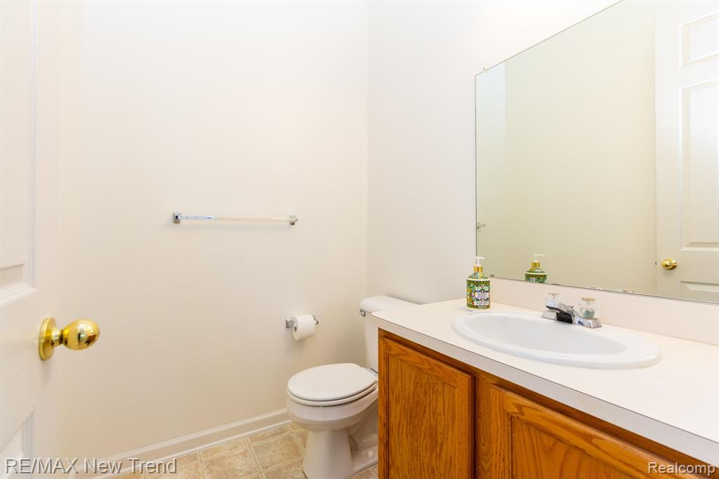 1179 N BAY Drive, Ann Arbor, MI 48103 — Photo 31