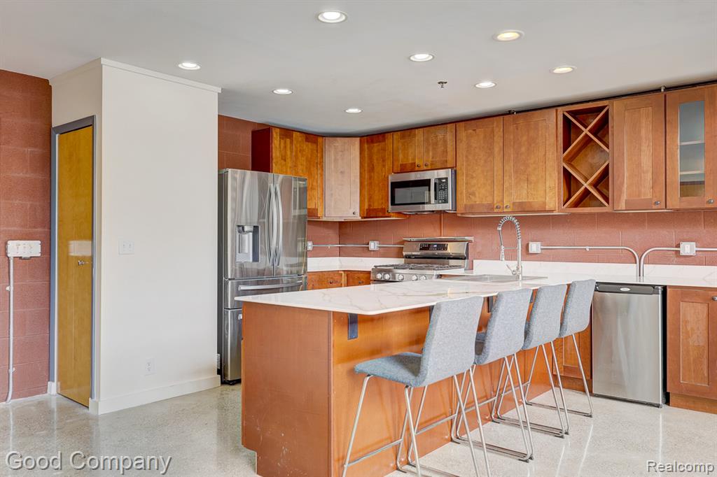 98 N Gratiot Avenue, Mount Clemens, MI 48043 — Photo 11