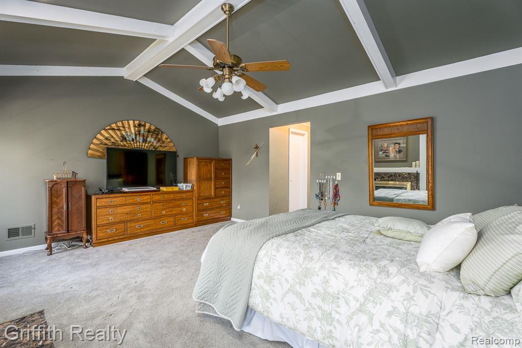 4553 GOLF VIEW Drive, Brighton, MI 48116 — Photo 26