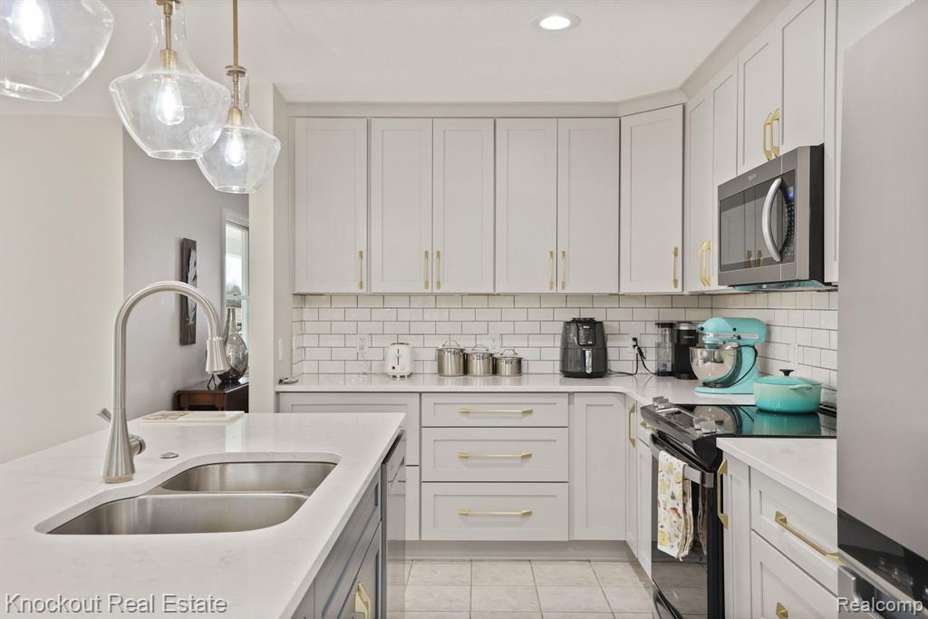 7578 Waters Edge Drive, Vassar, MI 48768 — Photo 20