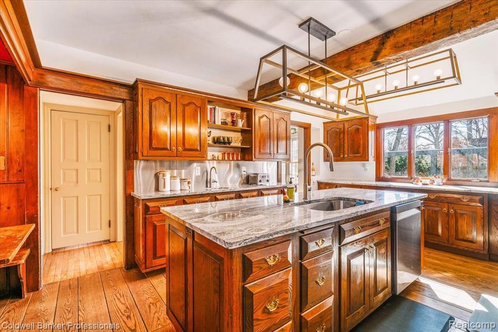 1303 Westmoorland Street E, Ypsilanti, MI 48198 — Photo 17