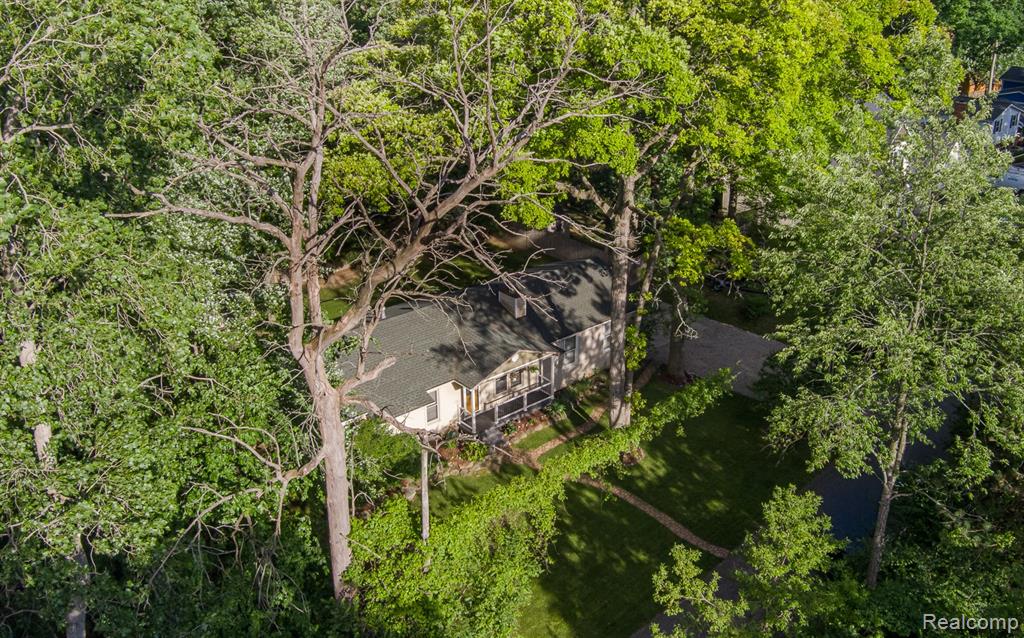 1665 Rosedale Street, West Bloomfield, MI 48324 — Photo 38
