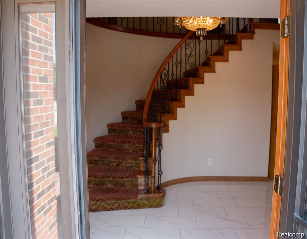 6651 Arlington Drive, West Bloomfield, MI — Photo 19