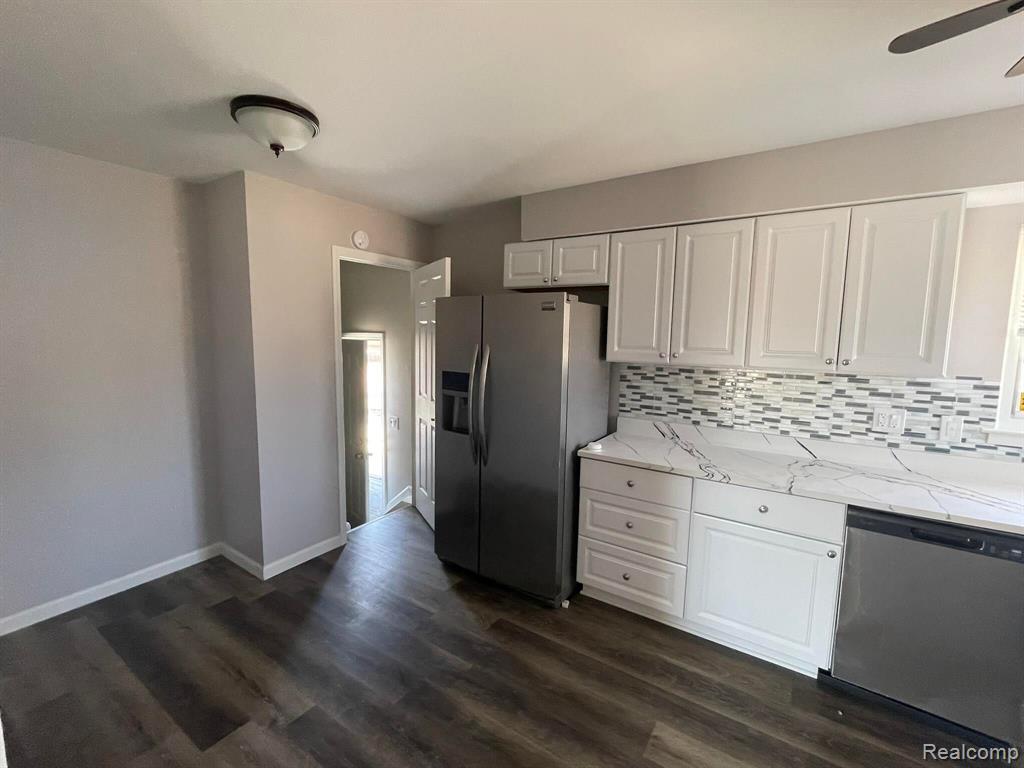 5775 N DOWLING Street, Westland, MI — Photo 5
