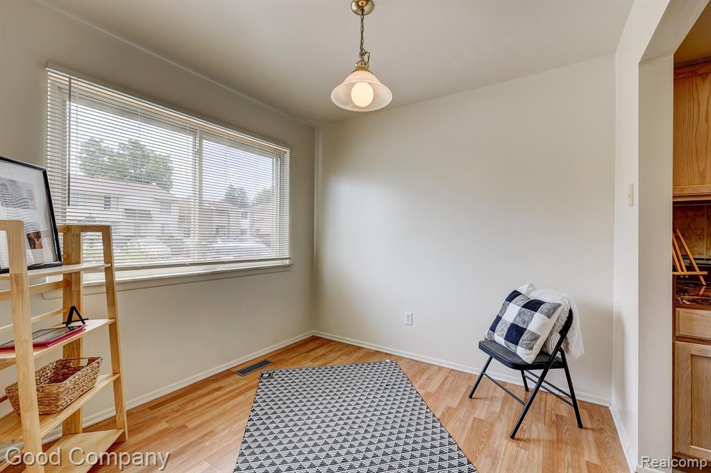 1 FREDRICKSBURG TOWNE Street, Southfield, MI 48075 — Photo 15