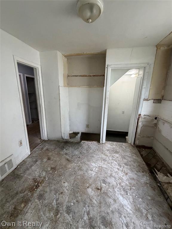 6395 Westwood Street, Detroit, MI 48228 — Photo 8