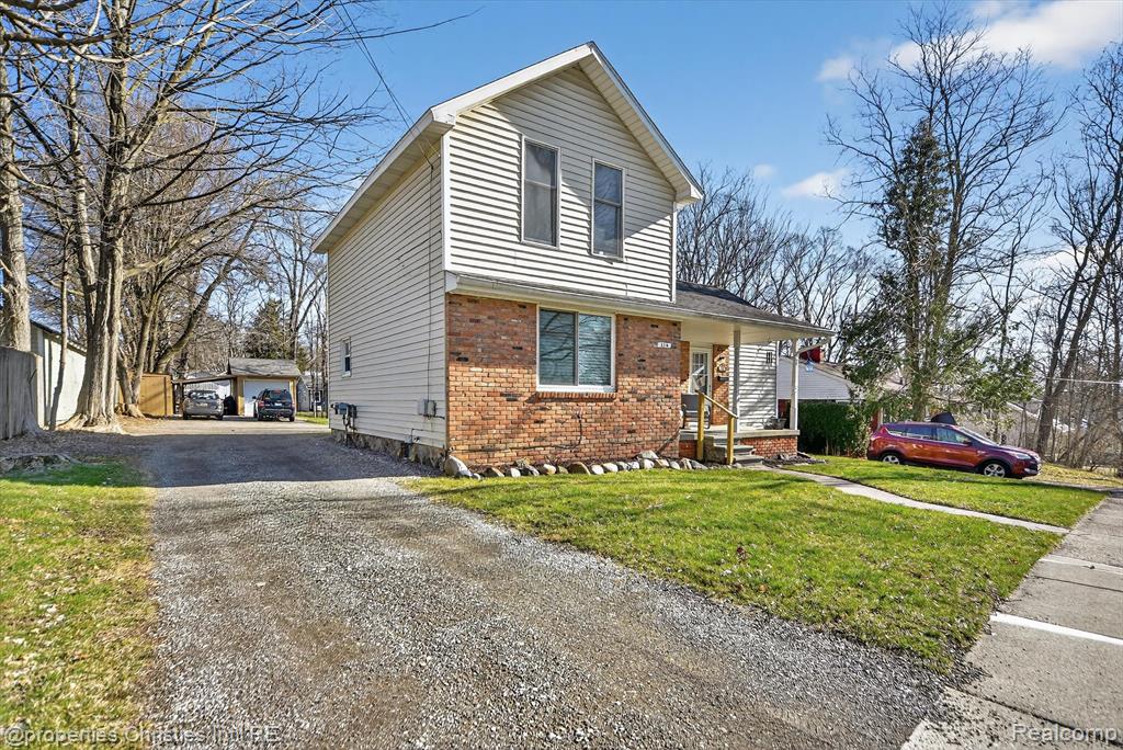 416 Lake Street, Howell, MI 48843 — Photo 4