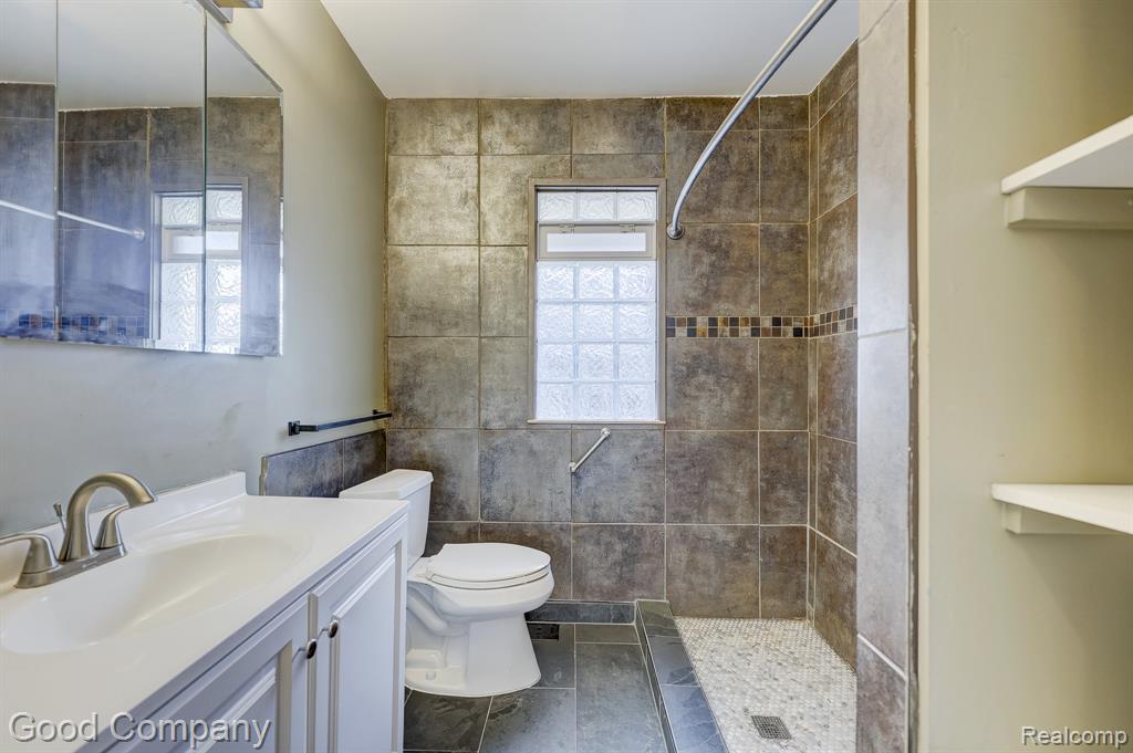 807 Baldwin Avenue, Royal Oak, MI 48067 — Photo 15