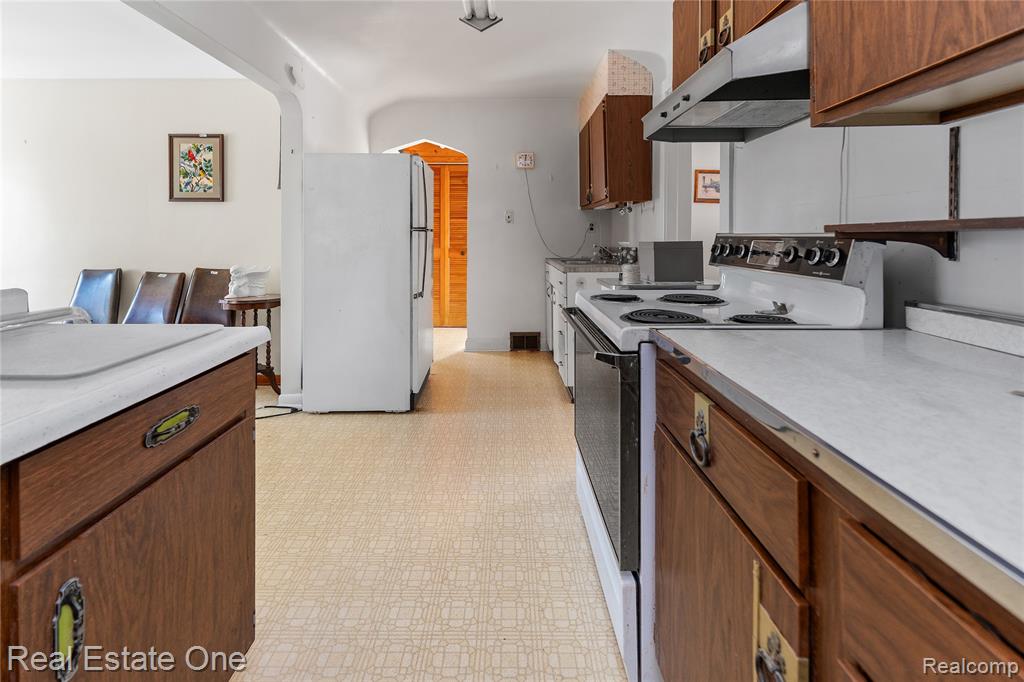 9230 COOPER Street W, Taylor, MI — Photo 10