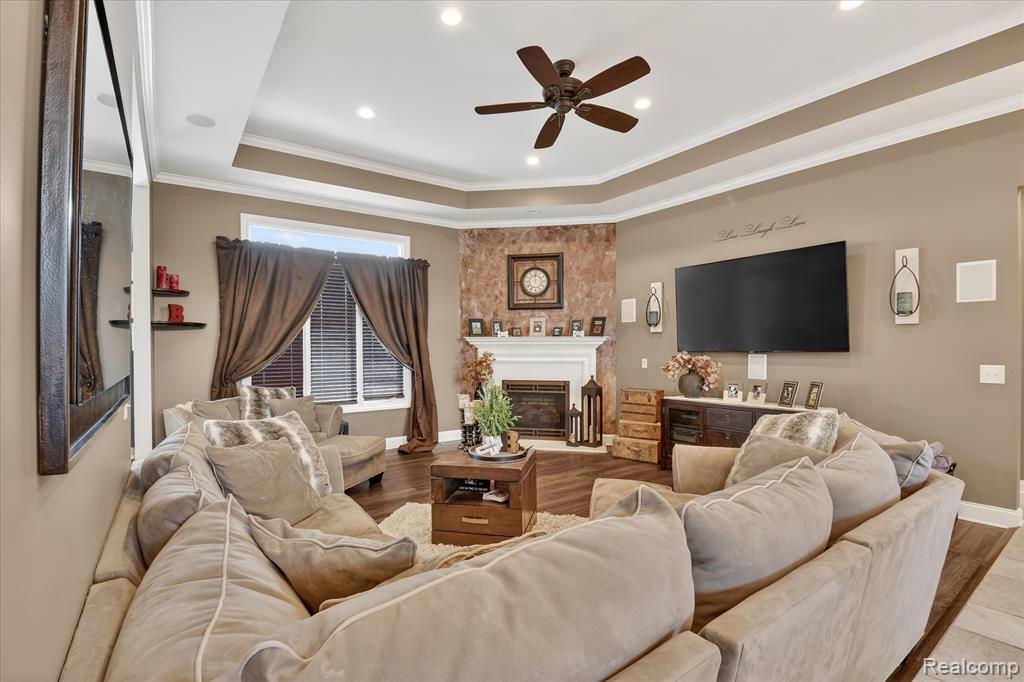 5585 Leah Lane, Almont, MI 48003 — Photo 11