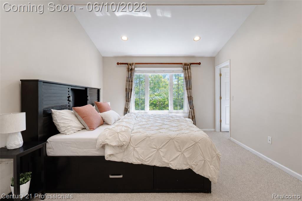 425 Cherry Grove Lane, Walled Lake, MI 48390 — Photo 42
