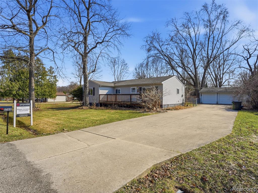 8568 Janis Street, Shelby Twp, MI 48317 — Photo 4