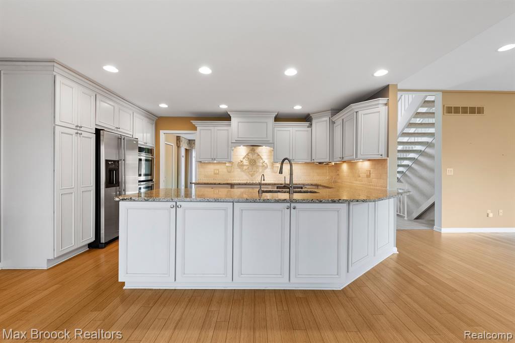 4838 KEW Court, Bloomfield Hills, MI 48301 — Photo 14