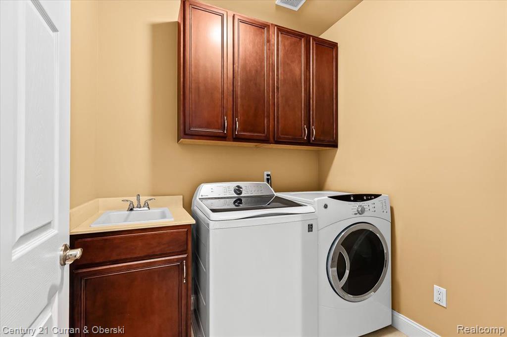 44707 BROADMOOR Circle N, Northville, MI 48168 — Photo 15