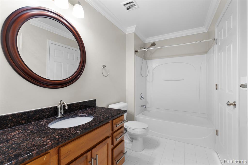 6387 Scoter Lane, Ypsilanti, MI 48197 — Photo 14