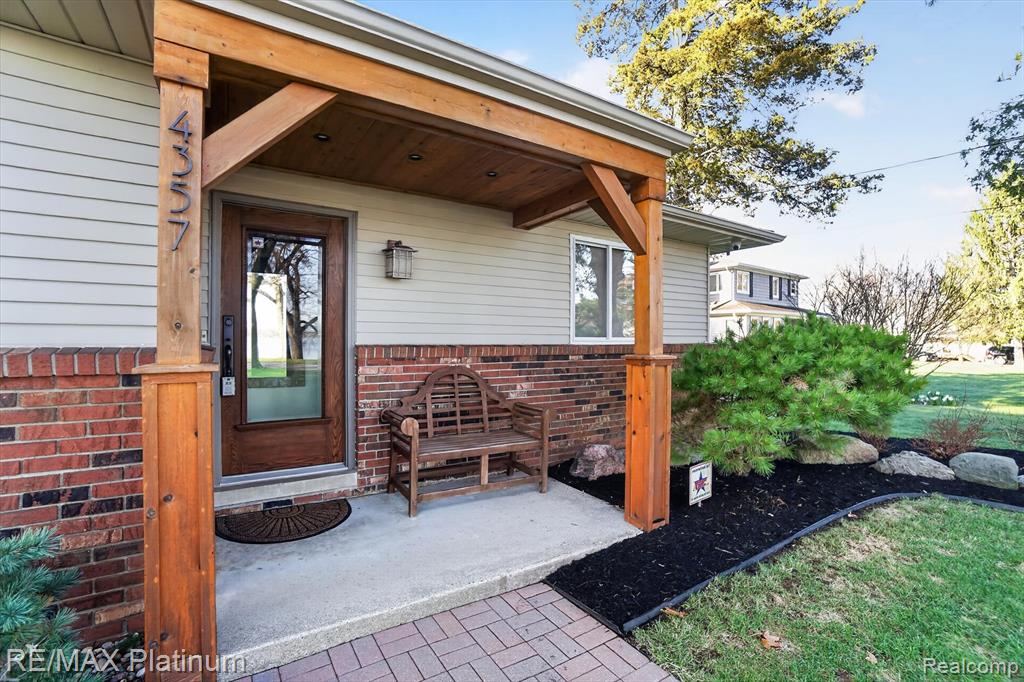 4357 Skusa Drive - Photo 4