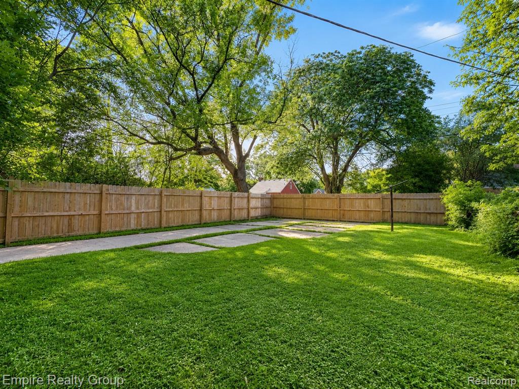 12719 Wade Street, Detroit, MI 48213 — Photo 25