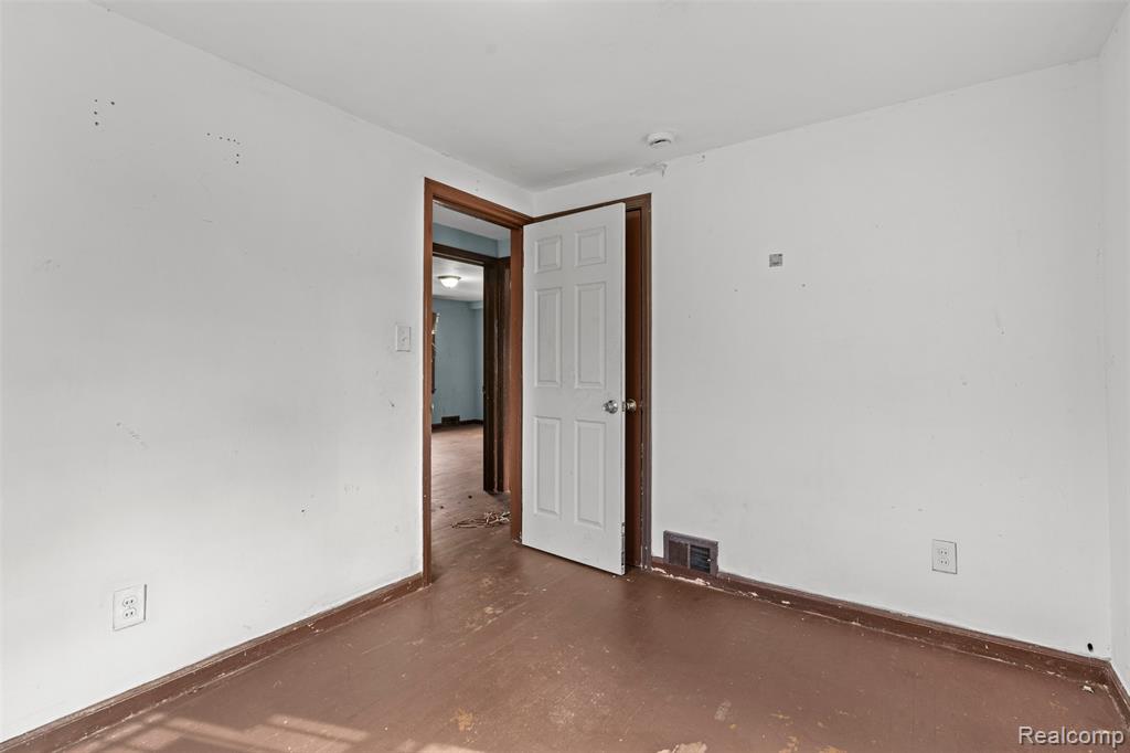 15082 Hazelridge Street, Detroit, MI 48205 — Photo 17