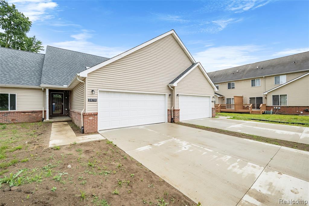 24790 Ashley Court, Redford, MI 48239 — Photo 2