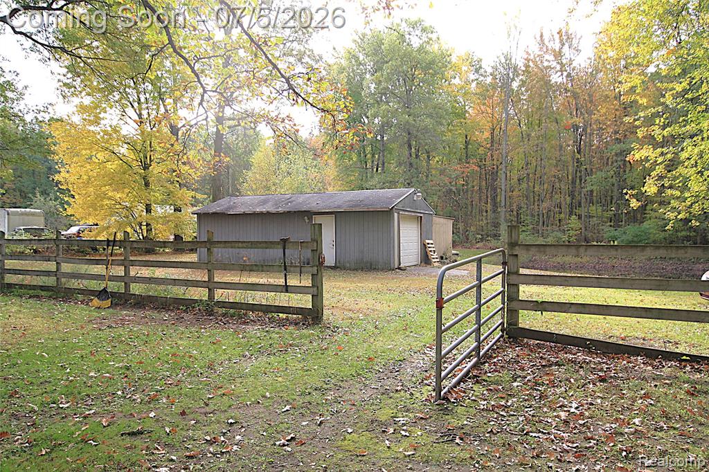 12403 Willard Road, Montrose, MI 48417 — Photo 8